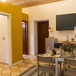 Con Vista Su Piazza Vittorio Alfieri * Asti